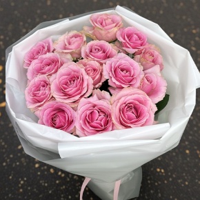 Букет из 15 пудровых роз (70 см) в Озерах