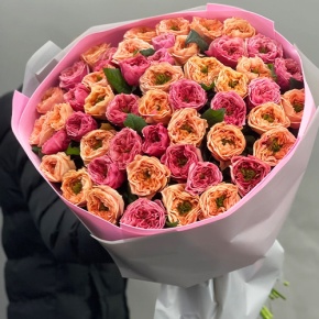 Букет "Лав ю" из 51 пионовидной розы Риджентс парк (60 см) в Озерах