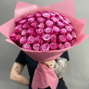 Букет из 51 розы Космик (60 см) в Озерах