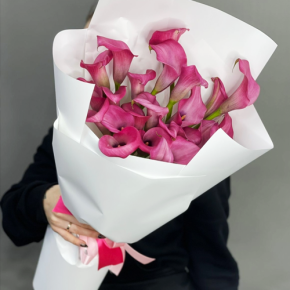 Монобукет из 21 каллы в Озерах