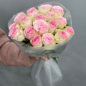 Букет из 17 роз Кения (40 см) в Озерах