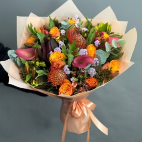 Букет "Даниэлла" из калл, роз, гиперикума, сафари, капса и лейко в Озерах