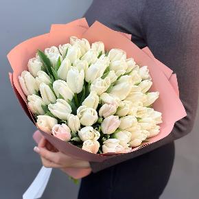 Букет из 49 белых тюльпанов в Озерах
