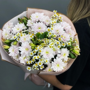 Букет "Сиэтл" из хризантем, альстромерий и ромашек в Озерах