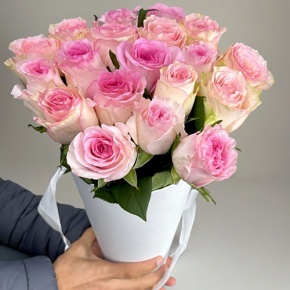 Букет из 21 розы Кения в конусе в Озерах