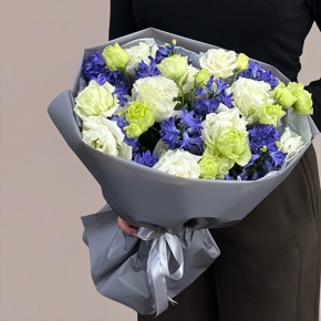 Букет из ароматных гиацинтов и эустом в Озерах
