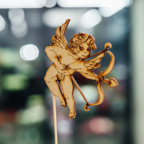 Топпер Купидон в Озерах